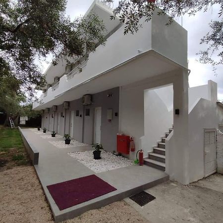 Camping Corali & Apartments Ríza Zewnętrze zdjęcie